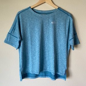 Nike Active Crop Top